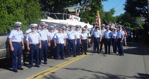 Chatham 4th of July parade with members of Auxiliary Flotilla 11-01