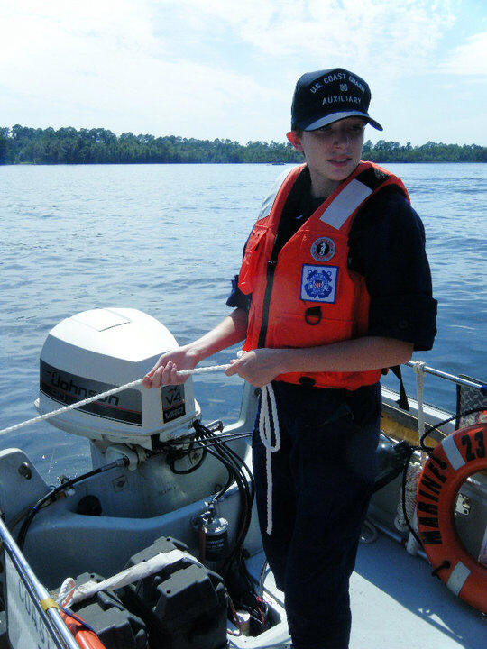 Join the U.S. Coast Guard Auxiliary