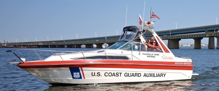 Auxiliary patrol boat underway