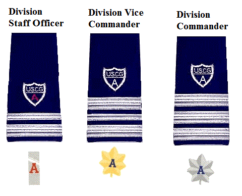 Image of Division Level Officer shoulder board insignia