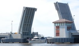 Image of Cunningham Draw Bridge in New Bern, North Carolina