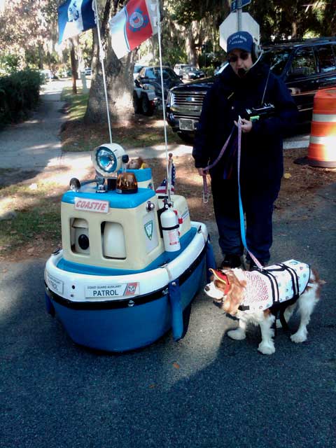 DARIAN FEST COASTIE AND DOGGIE FRIEND IN LIFE VEST