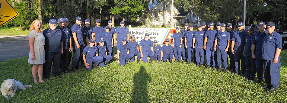 Station Yankeetown Coastguardsmen