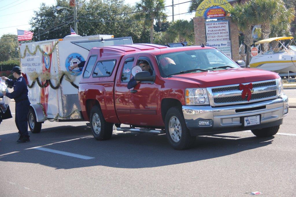 Ddestin Christmas Parade