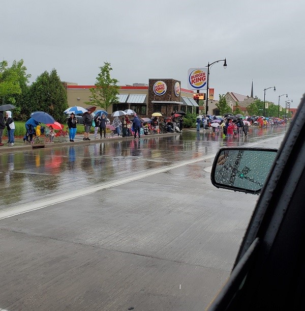 parade spectators getting wet!
