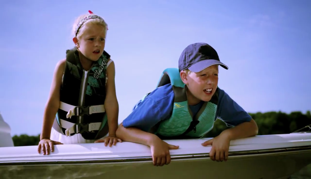 Picture of 2 Children on a boat