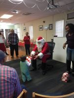StaWB Xmas Santa giving gift