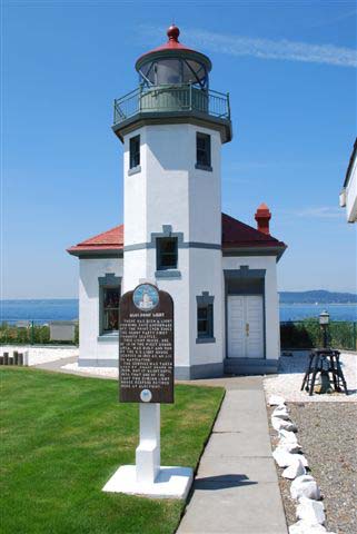 Alki Pt. Lighthouse, built 1913
